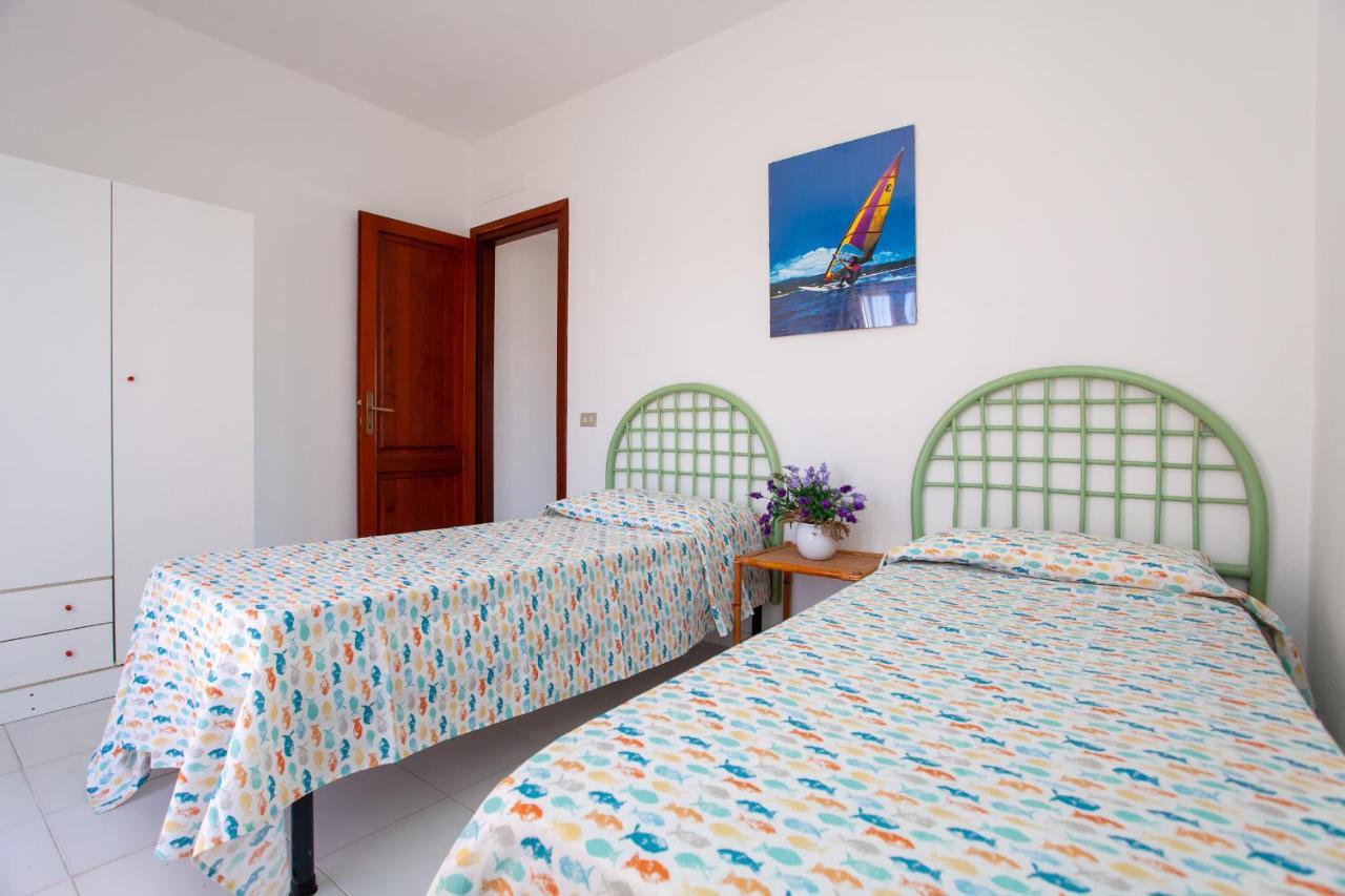Residence Cinta 5 San Teodoro  Kültér fotó